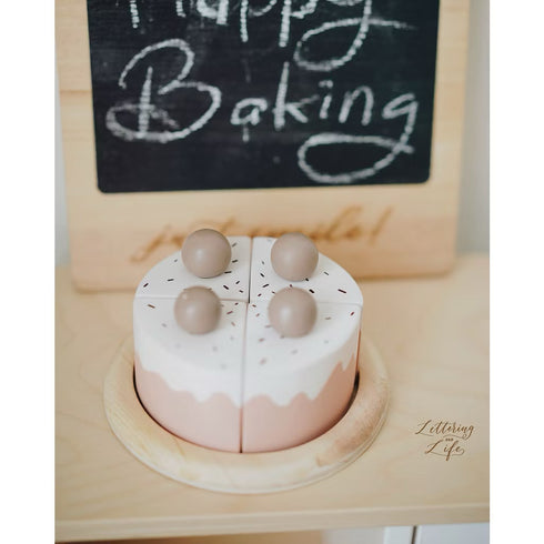 Strawberry Cream Cake