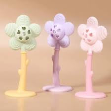 Flower Rattle in Green