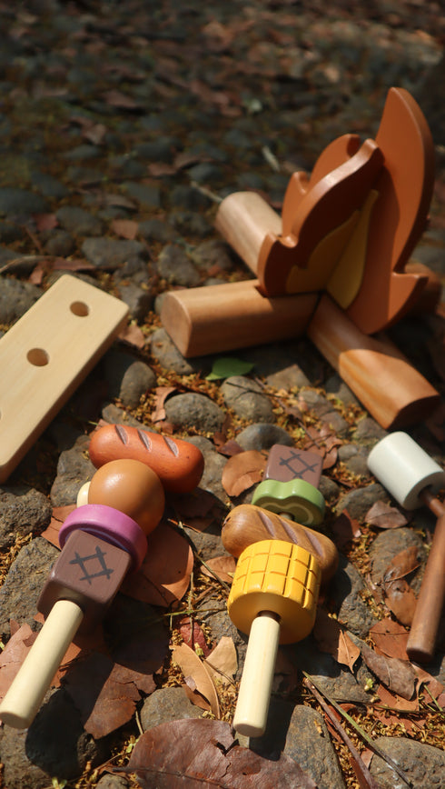 Play and Replay wooden bonfire BBQ set, view 4